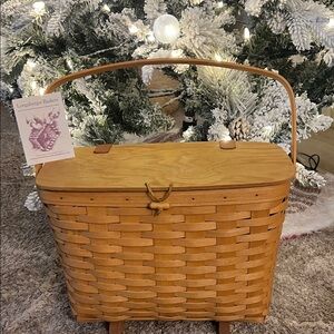 Longaberger Honey Brown Woven Basket with Handle 1996 magazine basket